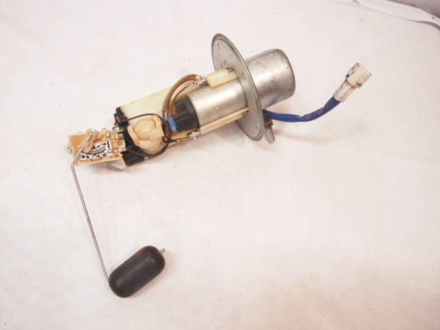 GSR400燃料ポンプ_直電OK交換に。GK7DA/フューエル/ガソリンの落札情報