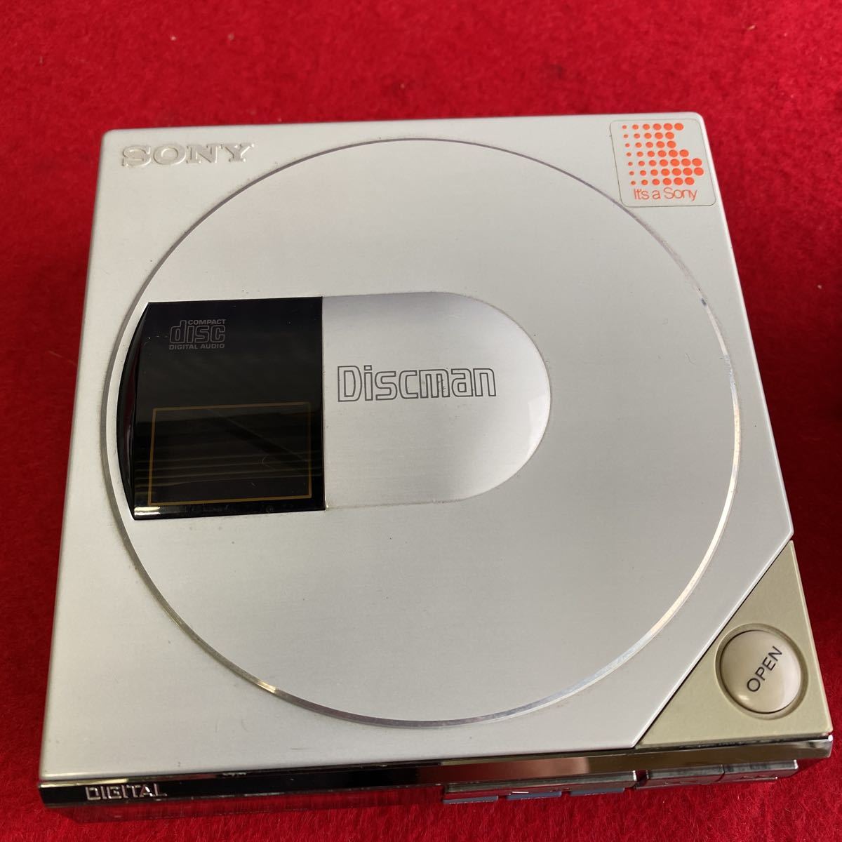 ☆SONY ソニー D-50Mk2 白 ホワイト DISCMAN EBP-380付きの落札情報