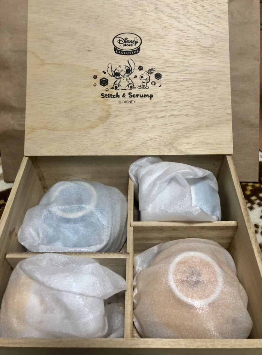 新品】☆ ディズニーストア スティッチ スクランプ 茶碗 湯呑み セット