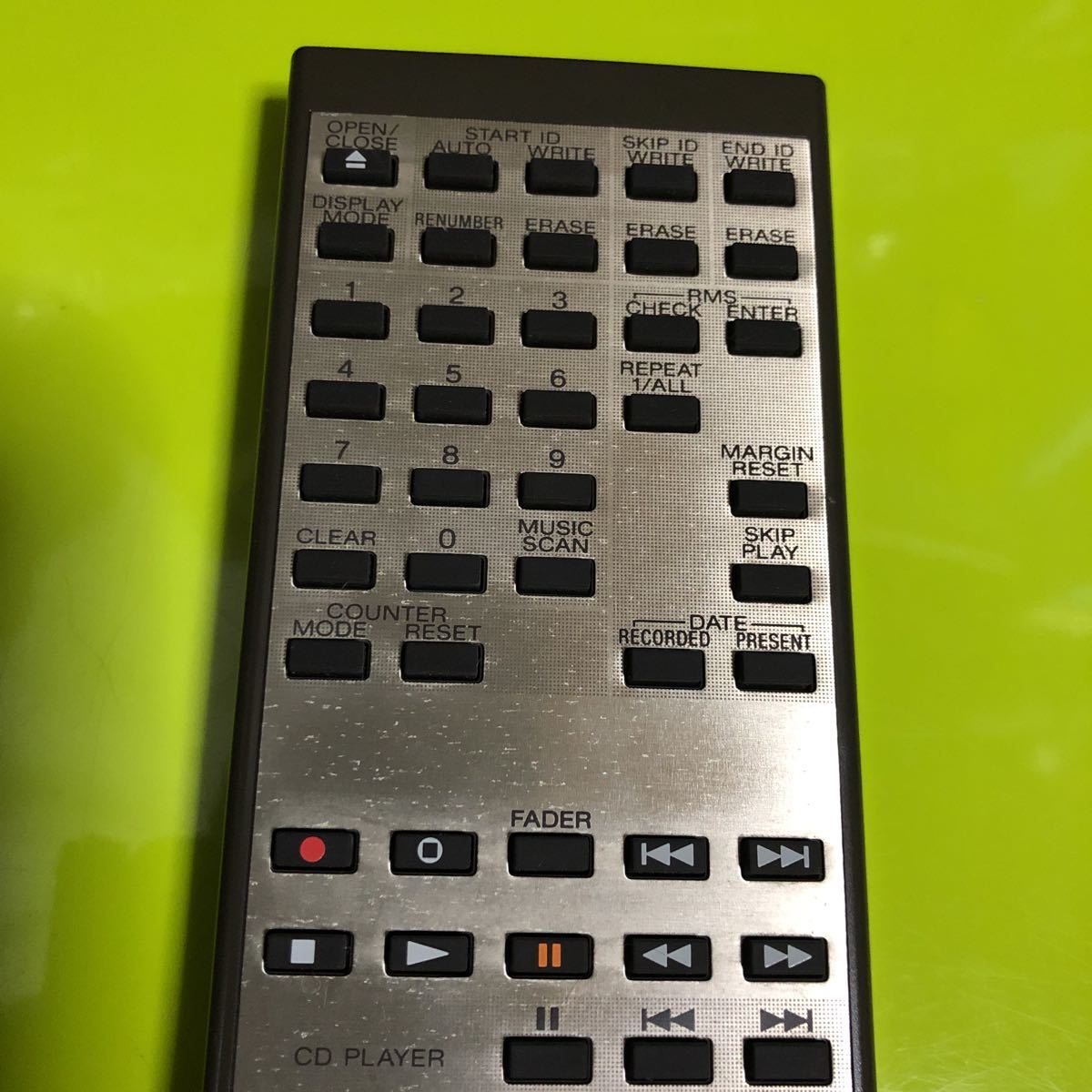 SONY RM-D57A 04島150 A DTC-57ES SONY DATデッキ用 リモコン ソニー SONY