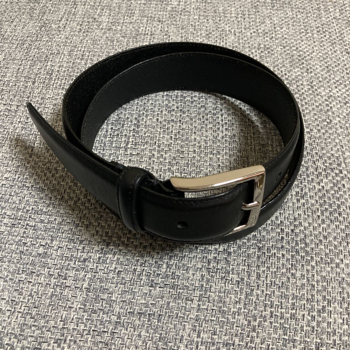 Uniqlo ユニクロ イタリアンレザーステッチベルト ブラック メンズ の落札情報詳細 ヤフオク落札価格情報 オークフリー スマートフォン版