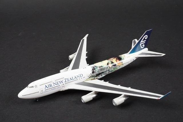 1/400 747-400 ニュージーランド 航空「ロード・オブ・ザ・リング」 1/400 747-400 ニュージーランド 航空「ロード・オブ・ザ・リング」