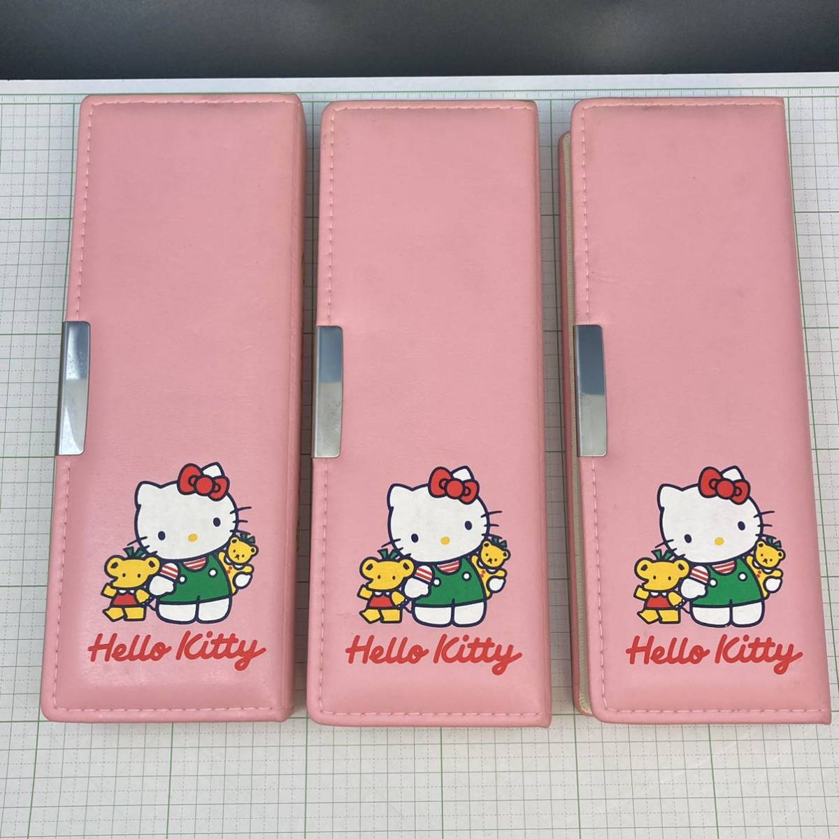 未使用】サンリオ ハローキティ 筆箱3個 1989年 未使用 新品 デット