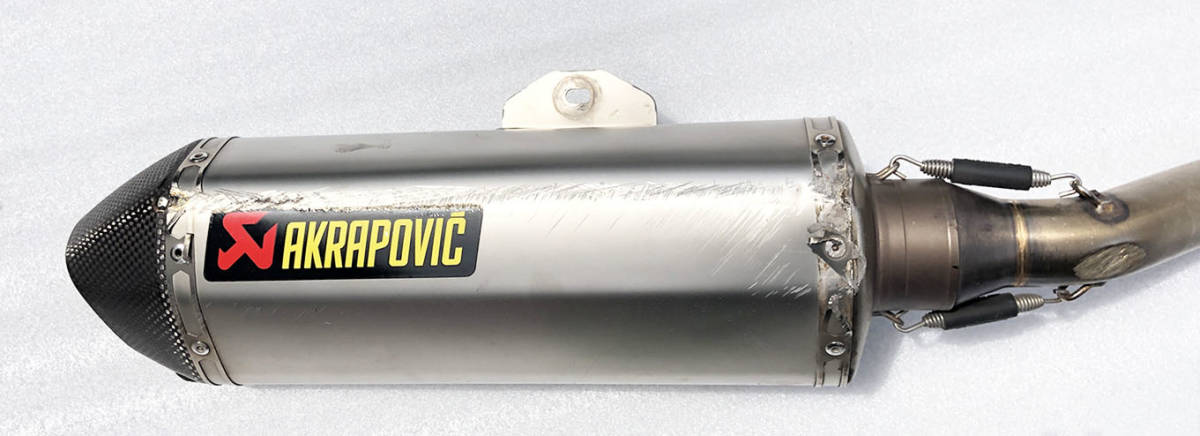 やや傷や汚れあり】【中古】HONDA CBR250R MC41 前期用 AKRAPOVIC フル