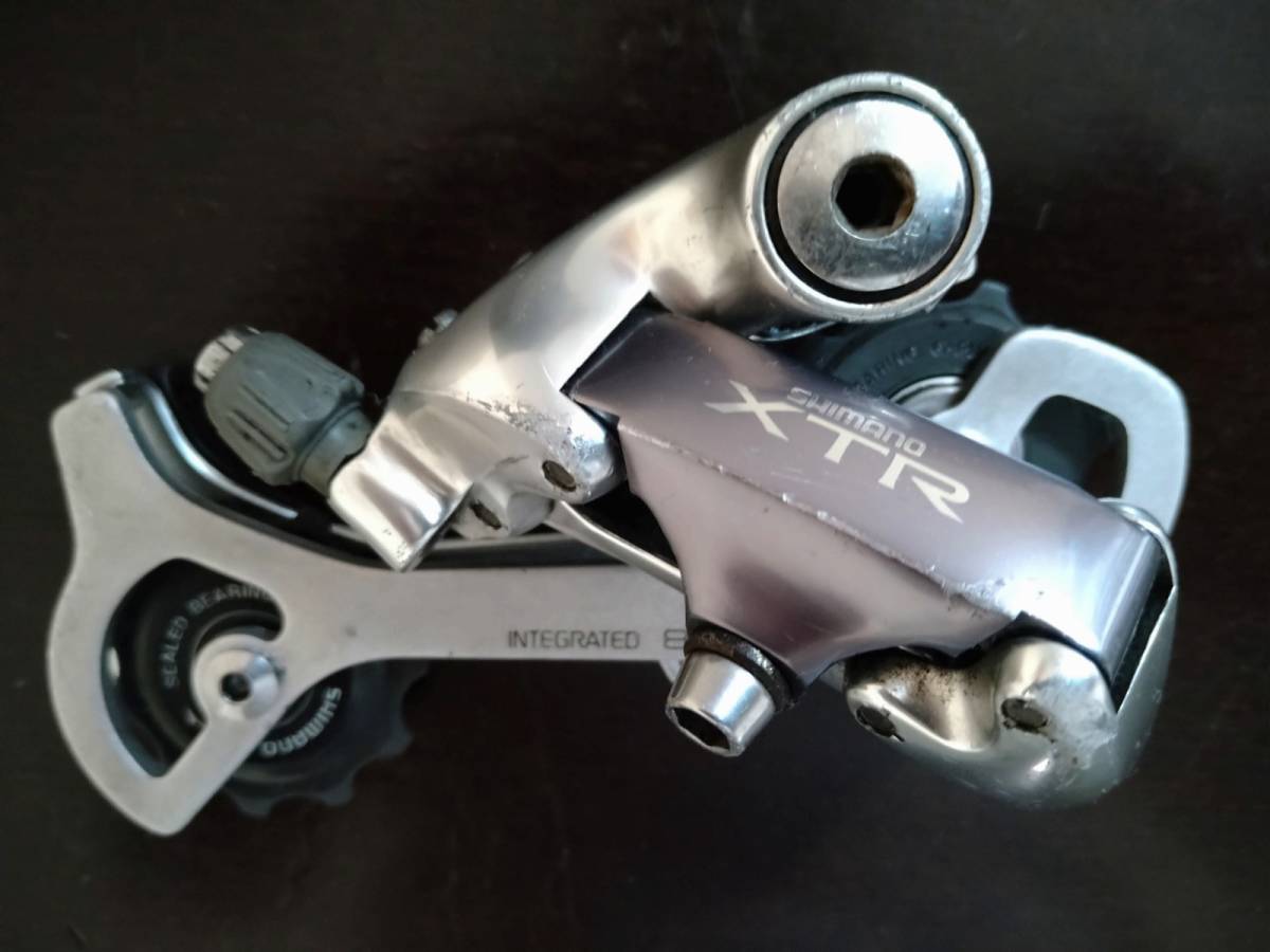 傷や汚れあり】シマノ SHIMANO XTR リアディレイラー8速（RD-M910）箱