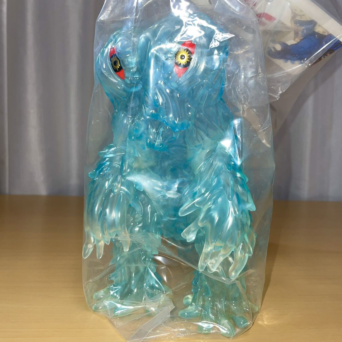 ヘドラ 350 C Type GID Blank Red Eyes 蓄光 赤目 東宝 怪獣