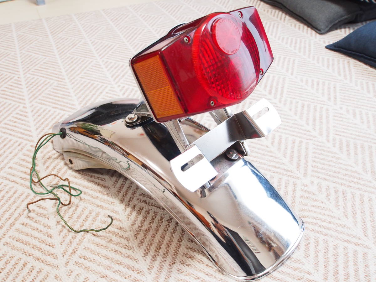 CB400F 純正リアフェンダー　 ホンダ　ヨンフォア 1040-3.jpg