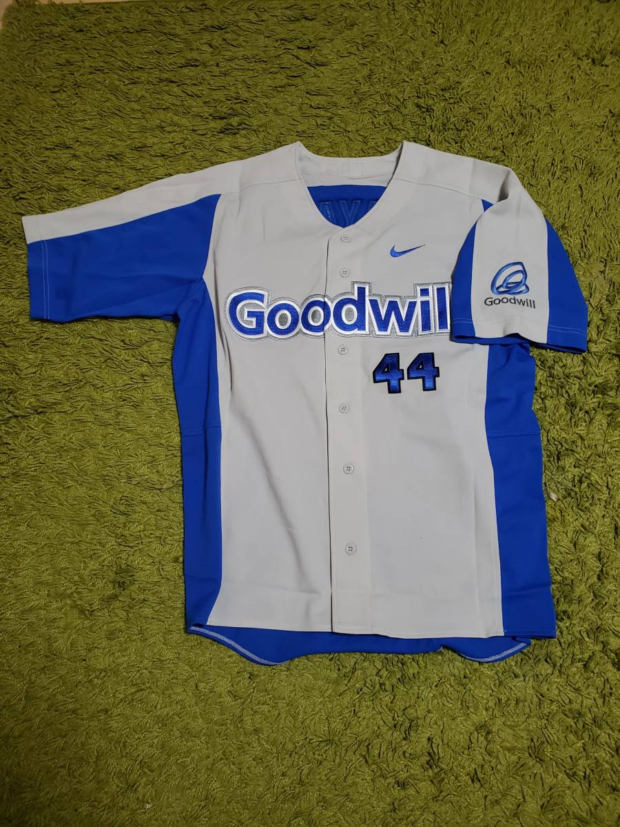 西武ライオンズ 石井貴 実使用 直筆サイン入りユニフォーム