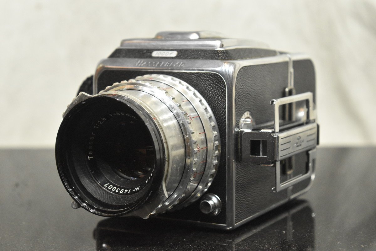 【やや傷や汚れあり】【送料無料!!】ハッセルブラッド HASSELBLAD 1000F Tessar 80mm 中判フィルムカメラ ボディ