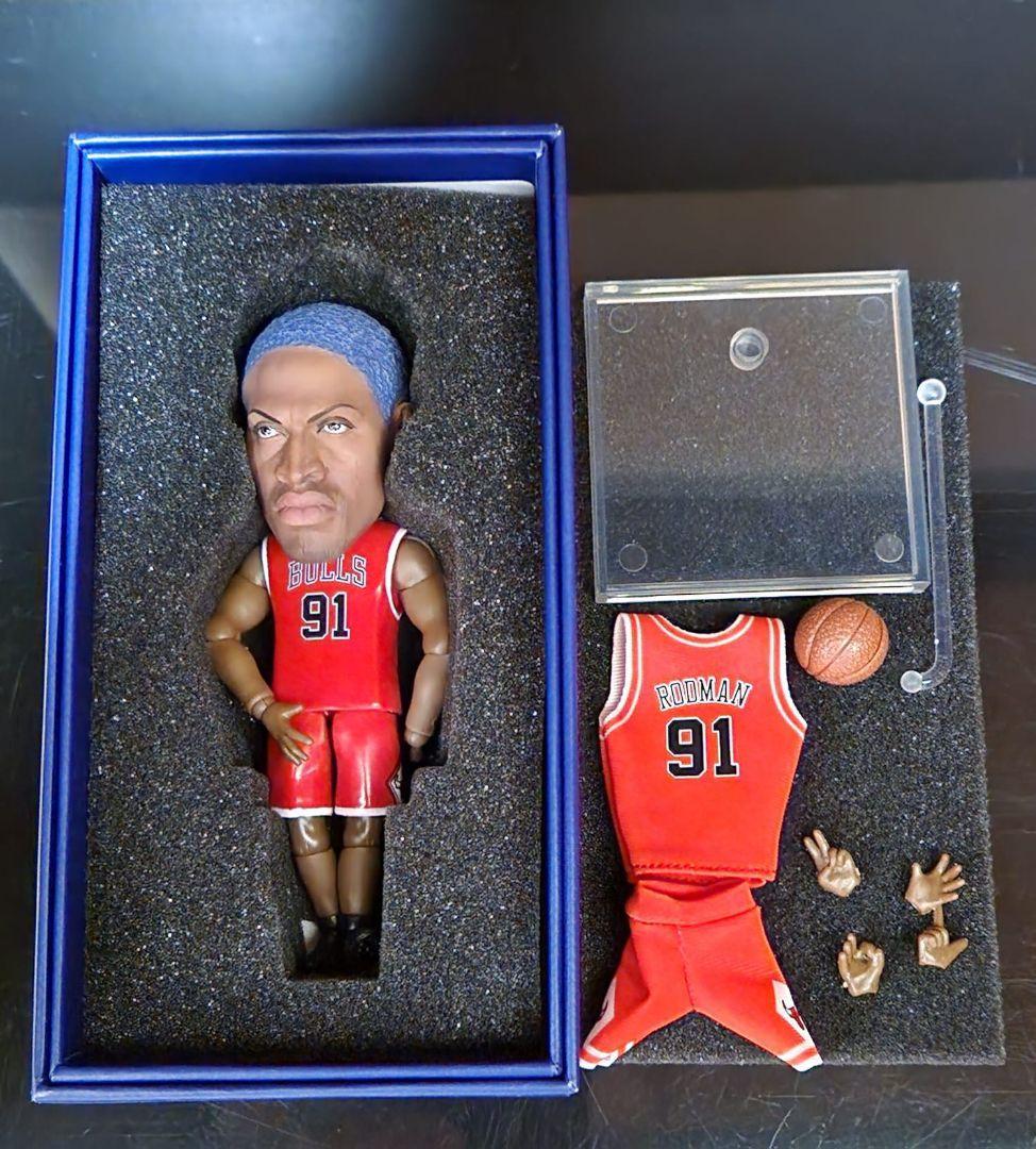 エンターベイ 1/9 モーションマスターピース コレクティブル