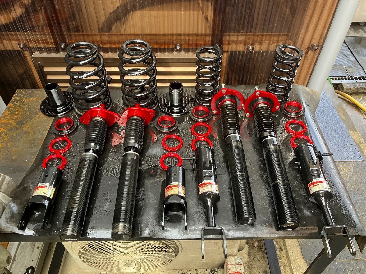 フーガ y50 車高調 15段階調整 フルタップ 程度良し！！ 流用！？ その2