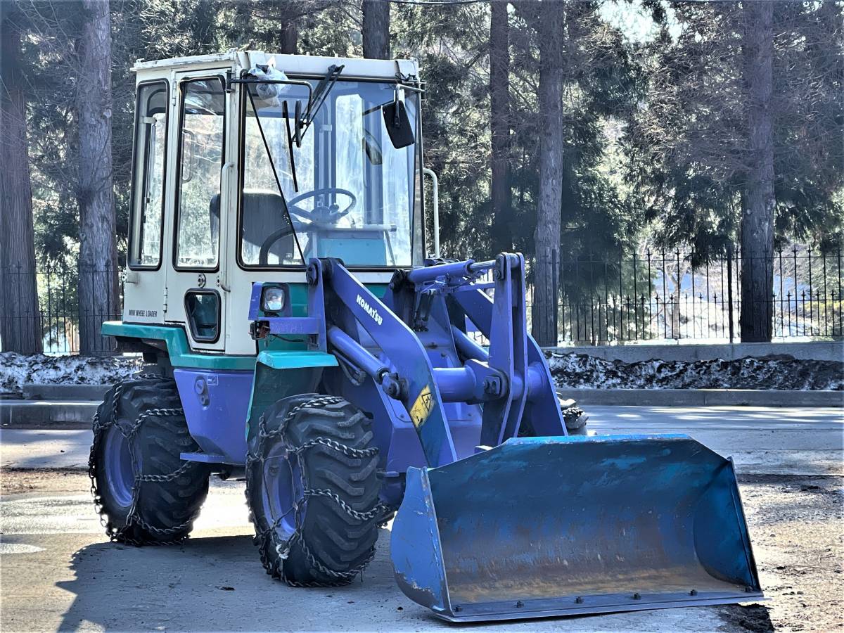 札幌 コマツ WA30-1 タイヤショベル ディーゼル 4WD 除雪 排雪