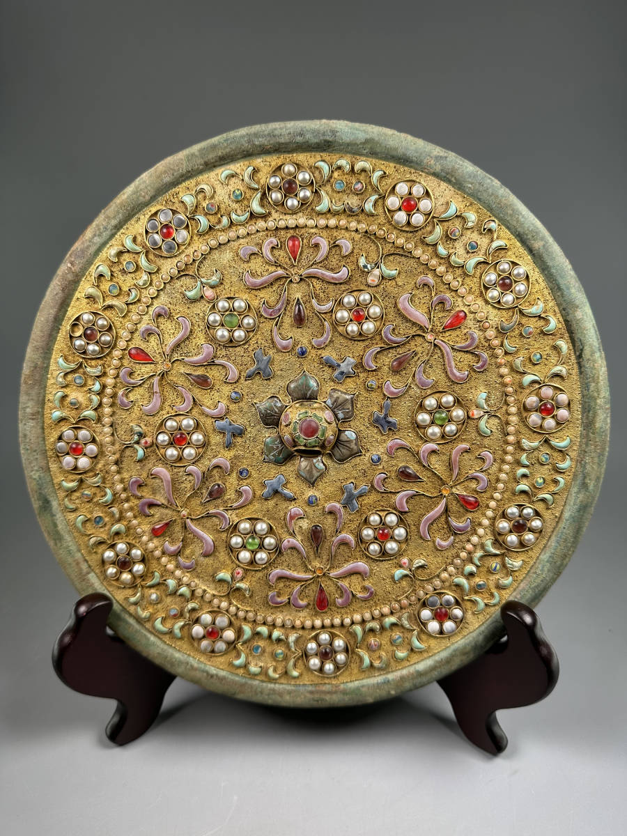 中国美術 銅製 古鏡 φ22.5cm 幾何学模様(K-HA468) 中国美術 銅製 古鏡 φ22.5cm 幾何学模様(K-HA468) 美術品