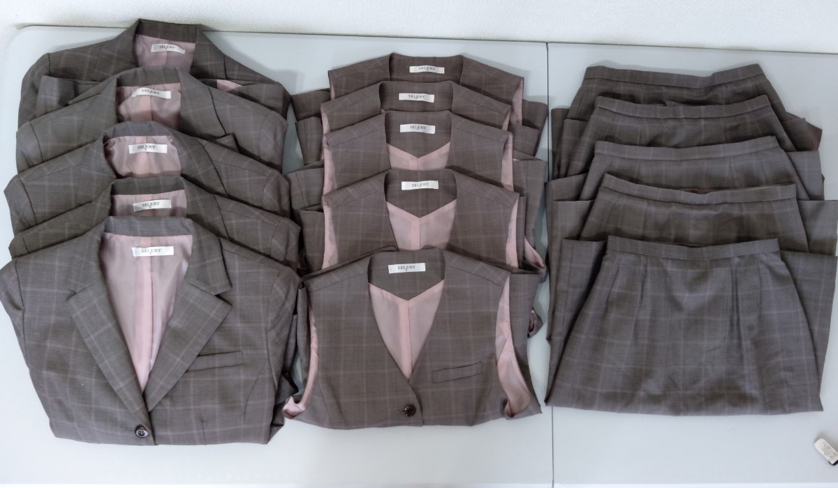 新品タグ付き】セロリー 事務服 9号 ジャケット ベスト スカート