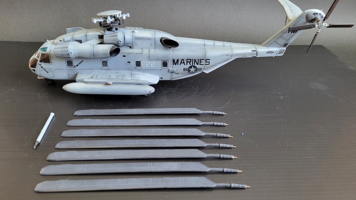 やや傷や汚れあり】【完成品】1/72 CH-53E スーパースタリオン