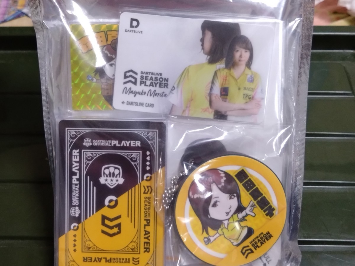 (激レア)サイン入り ダーツライブカード キーホルダー など 激レア)サイン入り ダーツライブカード キーホルダー など ダーツ