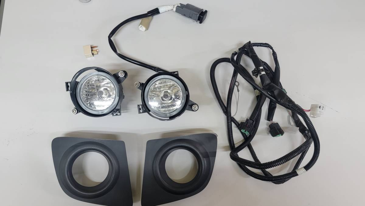 ミラ L275 L285 純正オプション フォグランプ ベゼル スイッチ リレー