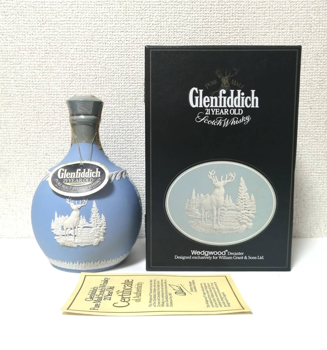 [限定品] グレンフィディック 18年 エンシェント リザーブ 青陶器 限定品] グレンフィディック 18年 エンシェント リザーブ 青陶器