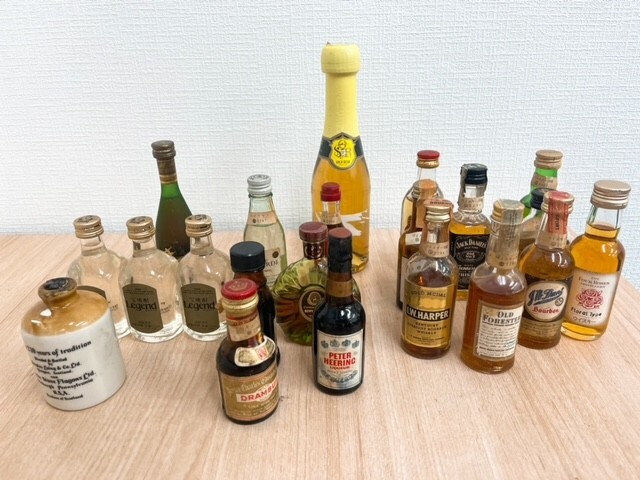 年代物 未開封 ミニボトル ウイスキー 焼酎 酒 ボトル 30本 年代物 未開封 ミニボトル ウイスキー 焼酎 酒 ボトル 30本