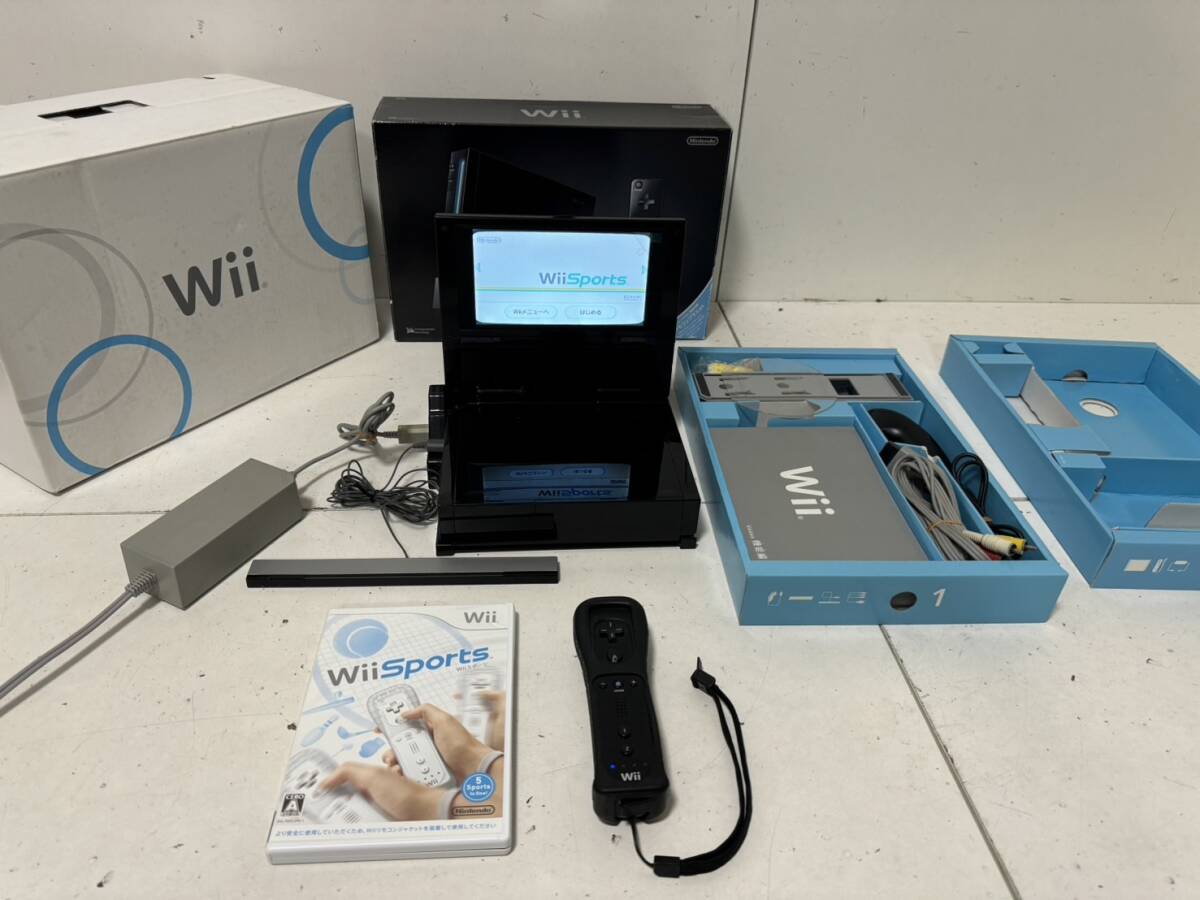 Wii本体、ソフト、ハンドル、ヌンチャク★まとめ売り Wii本体ゲームソフト16本、コントローラー、ヌンチャク