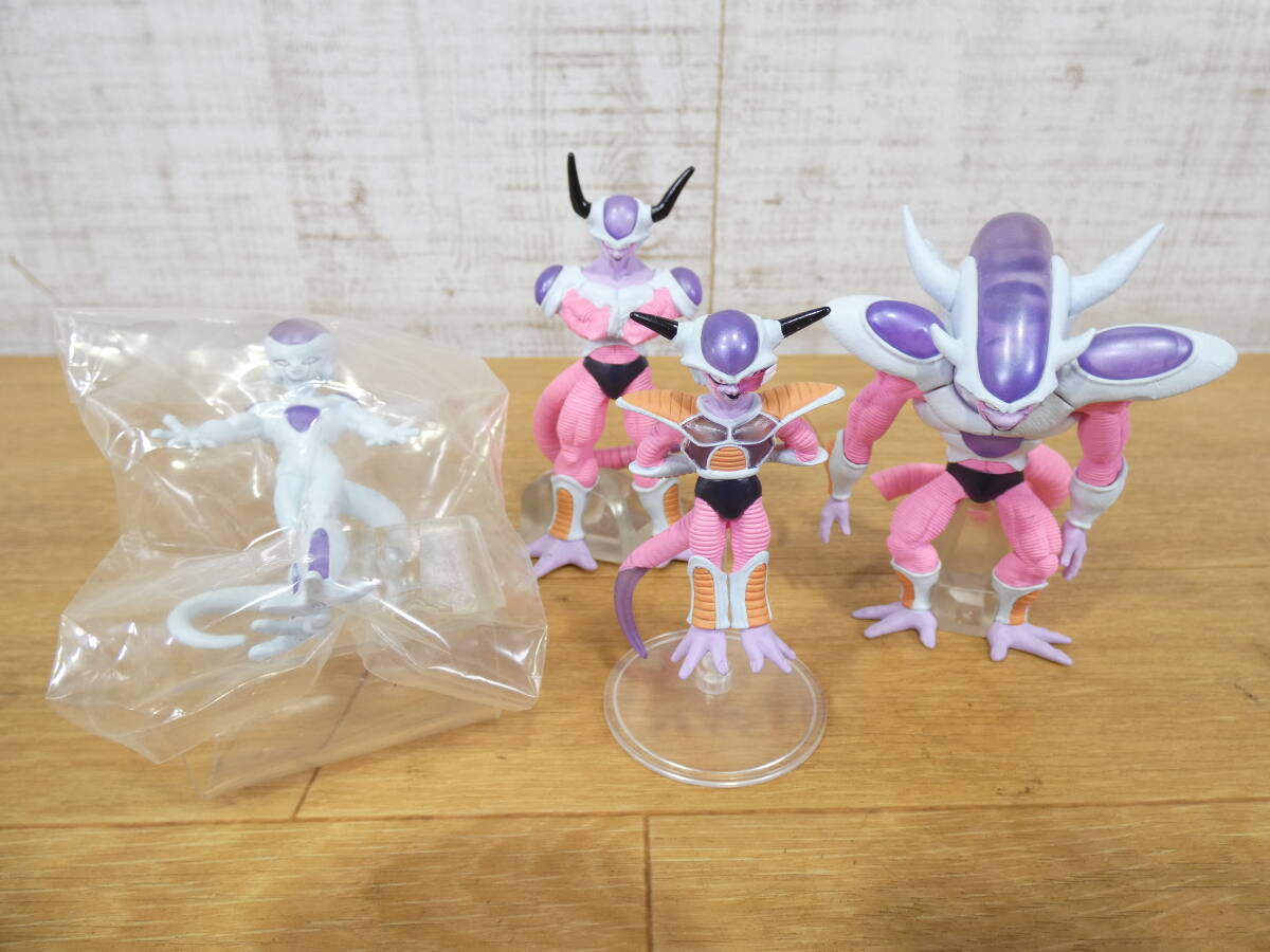 ドラゴンボールフィギュア　フリーザ　第2形態　アクリル台座付き Amazon.co.jp: 一番くじ ドラ.ゴンボール BATTLE ON PLANET