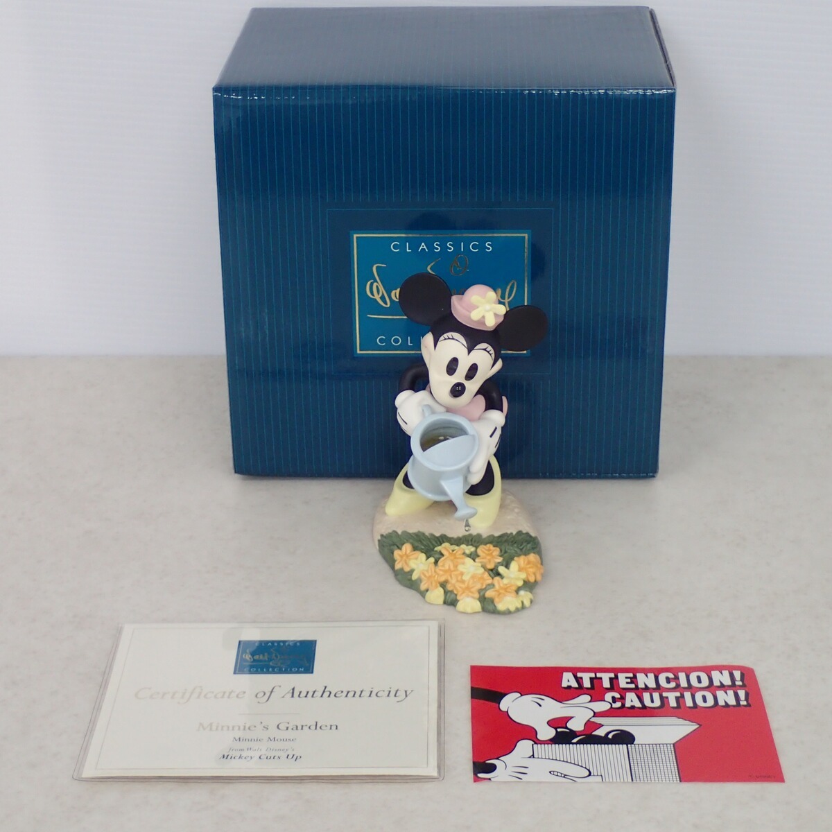 等身大　ミッキーマウス フィギュア 135cm 正規品　Disney 楽天市場】ミッキーマウス フィギュア 等身大フィギュア ※ 大型商品の