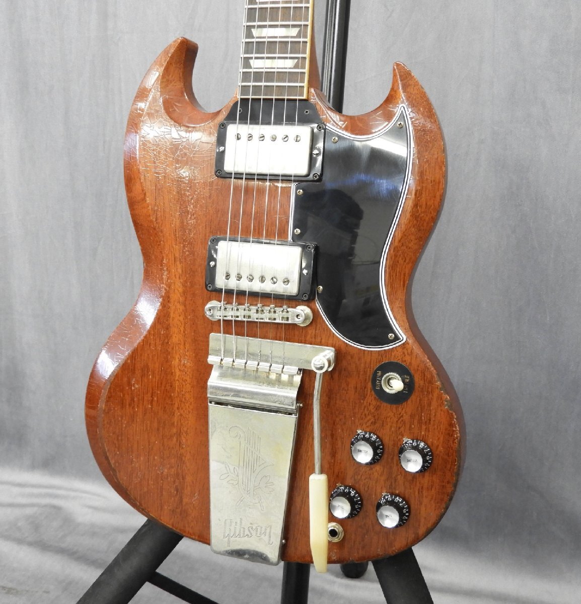 スーパーリアルGibsonロゴ入り Vibrola ロング・レプリカ　クローム スーパーリアルGibsonロゴ入り Vibrola ロング・レプリカ