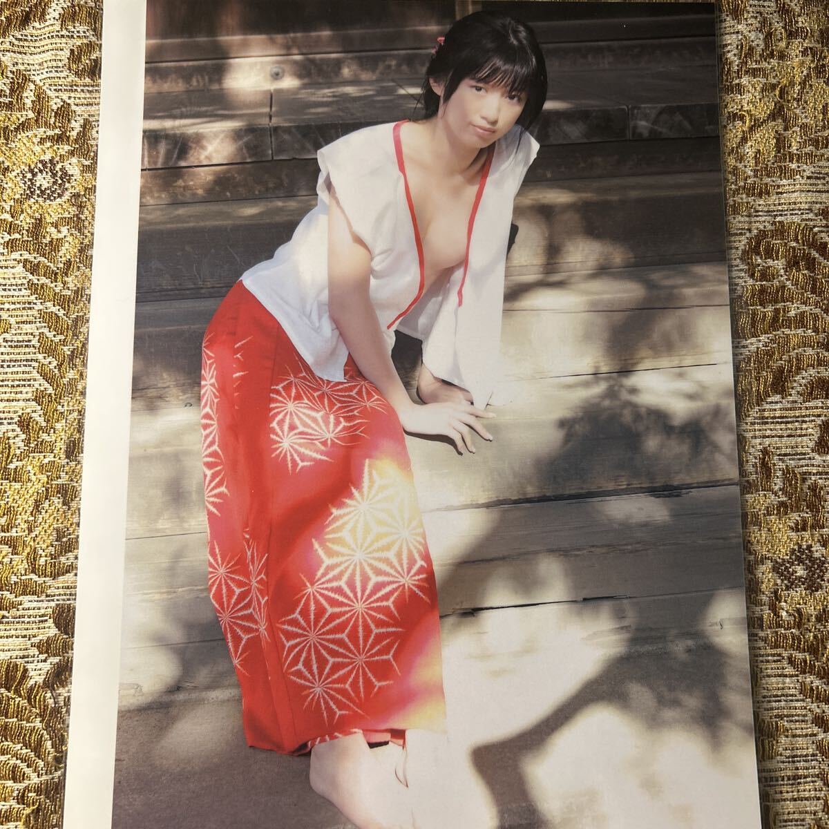 やや傷や汚れあり】【中古品】 山口百恵 雑誌 切り抜き （篠山紀信