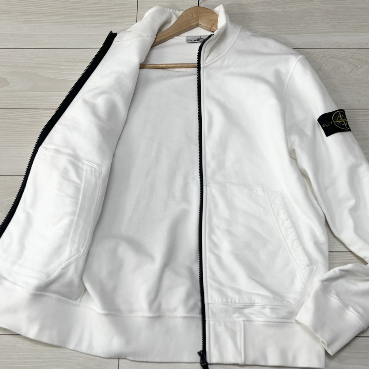 超レア リアムギャラガー 着用 ストーンアイランド stone island