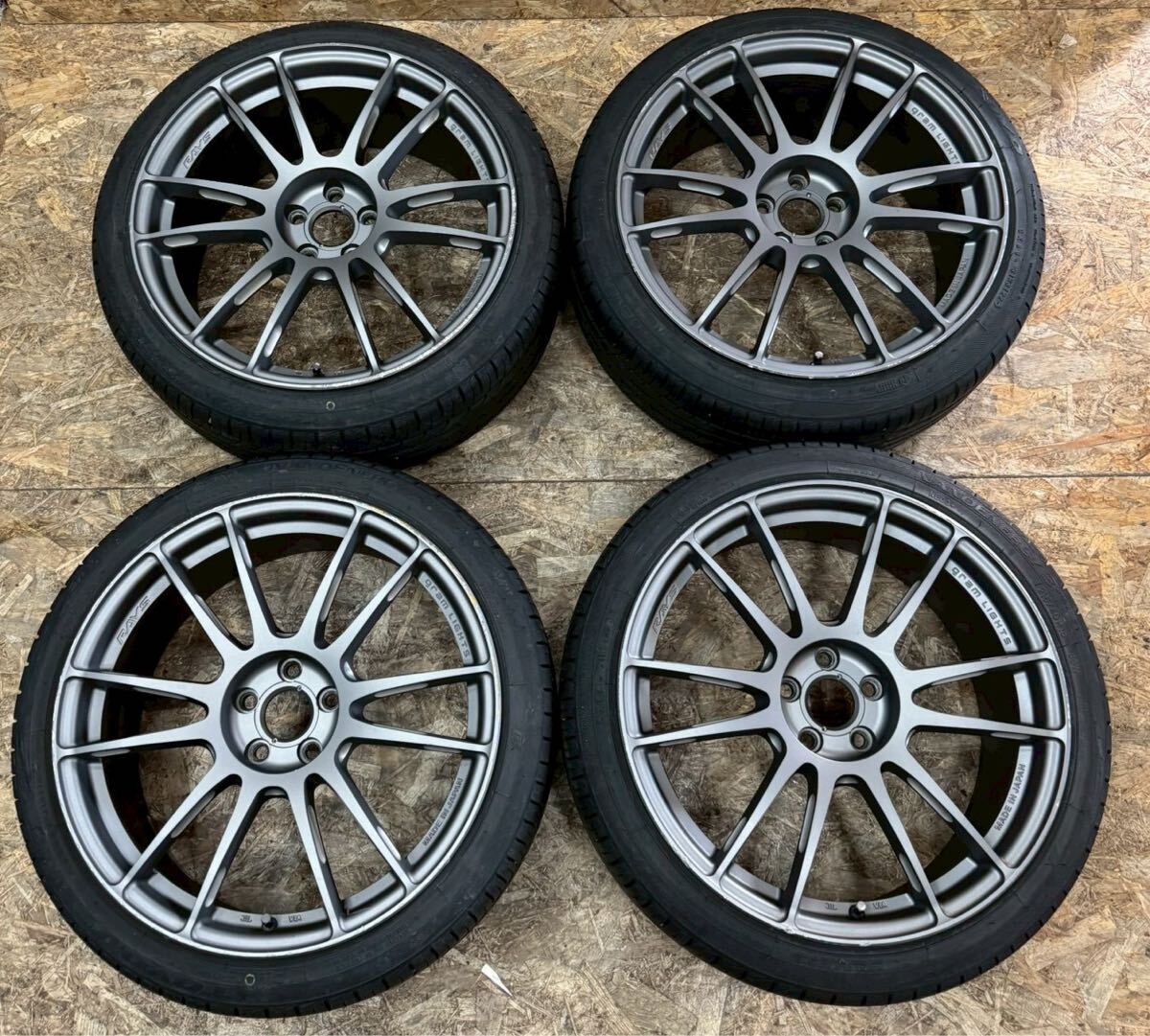 レイズ グラムライツ 57エクストリーム 5h pcd100 プリウス カローラ