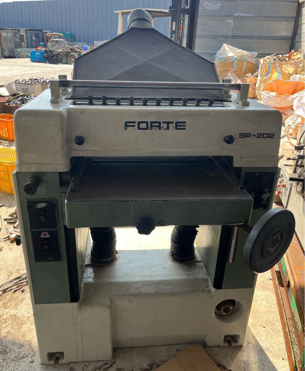 中古木工機械 飯田工業 自動直角二面かんな盤 DR-301 直角2面カンナ 