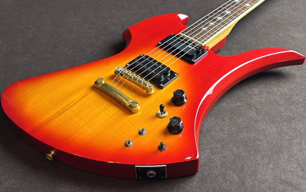 Fernandes MG-85 EMG搭載 ペイントあり X Japan HIDE モッキンバード