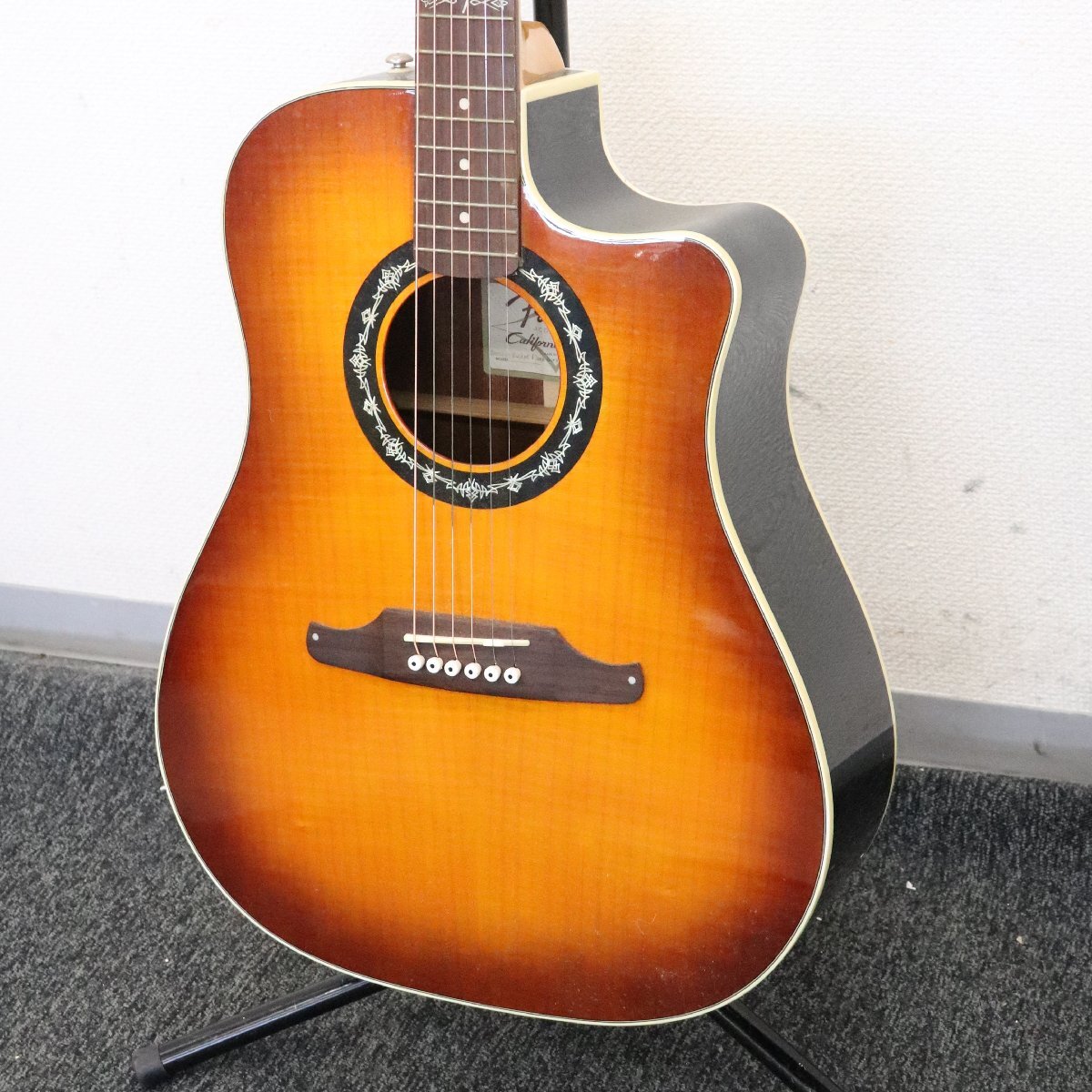 中古】沢尻エリカ☆fender☆SONORAN☆天音薫モデル☆状態良し☆レアの
