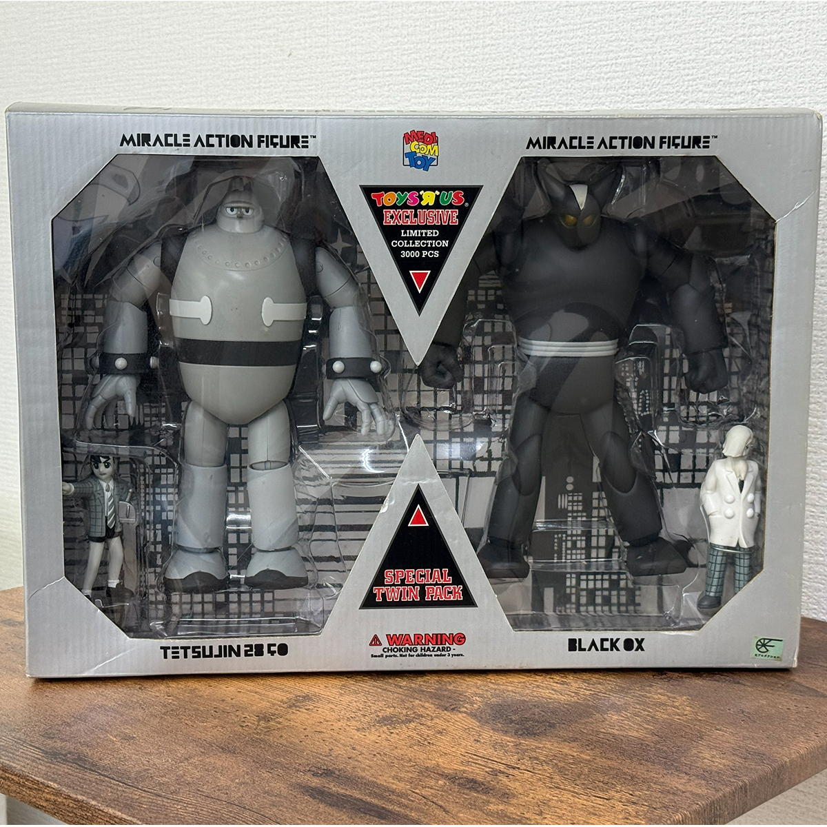 □メディコム トイ ミラクルアクション フィギュア ブラックオックス
