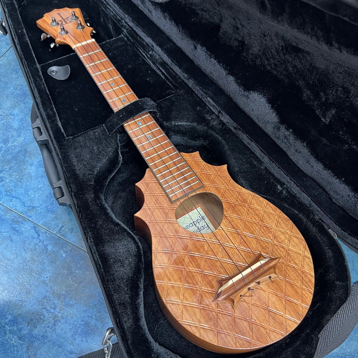 中古】PINEAPPLE BETTY