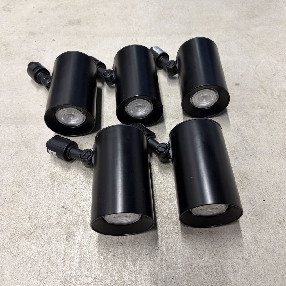 ◇岡村電産 OKAMURA LED照明器具 エコ之助 20Wスポット 配線ダクト ◇岡村電産 OKAMURA LED照明器具 エコ之助 20Wスポット 配線ダクト