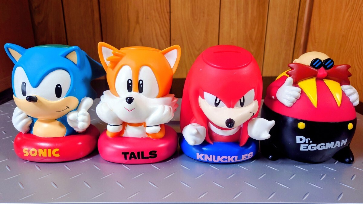 美品*ソニック シルバー ザ ヘッジホッグ SONIC ぬいぐるみ セガ SEGA