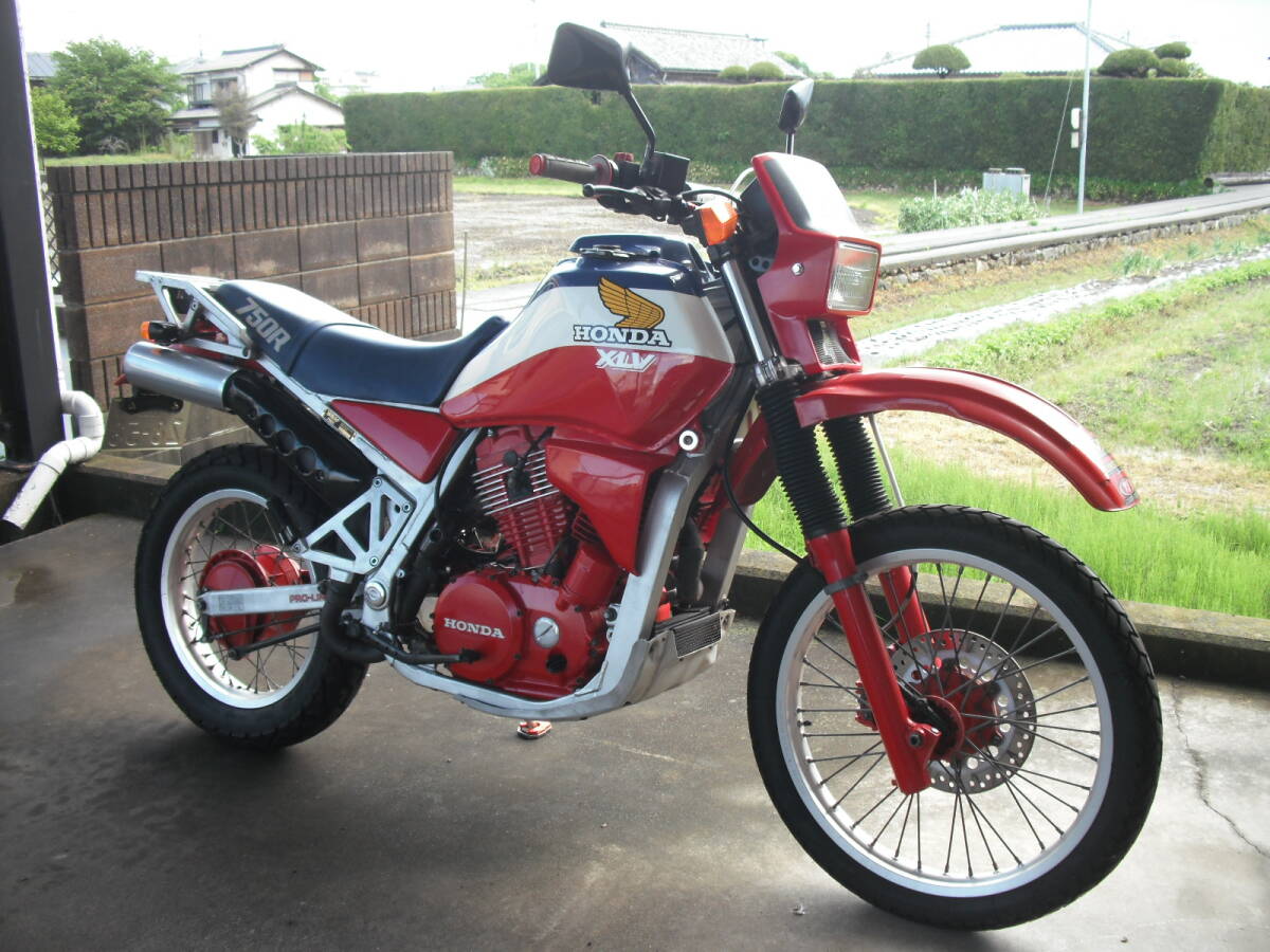 美車、格安スタート！ プチカスタム ホンダCBR250R MC41 トリコロール 
