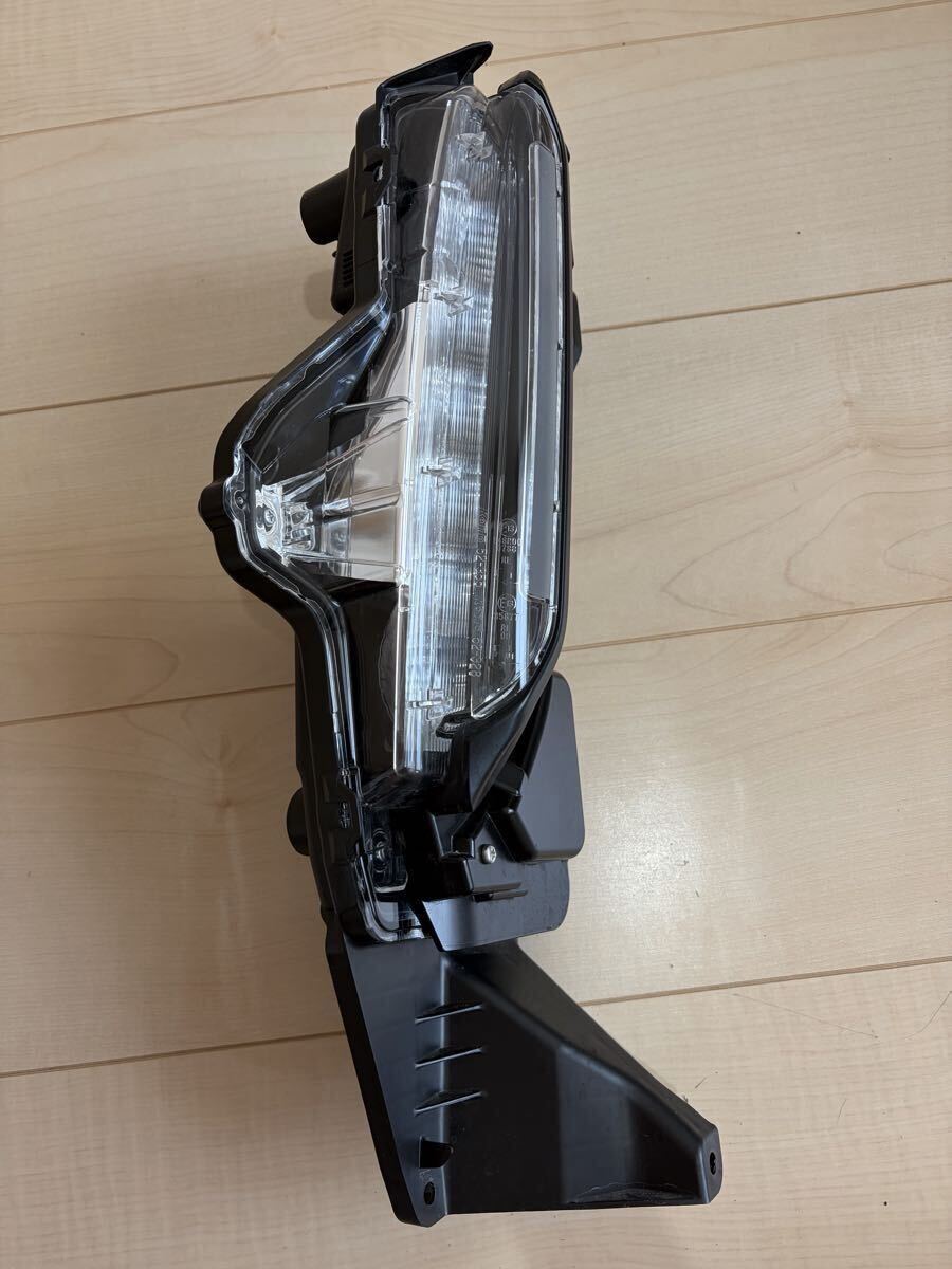 MK53S スペーシアカスタム 純正デイライト 左 VC02-151