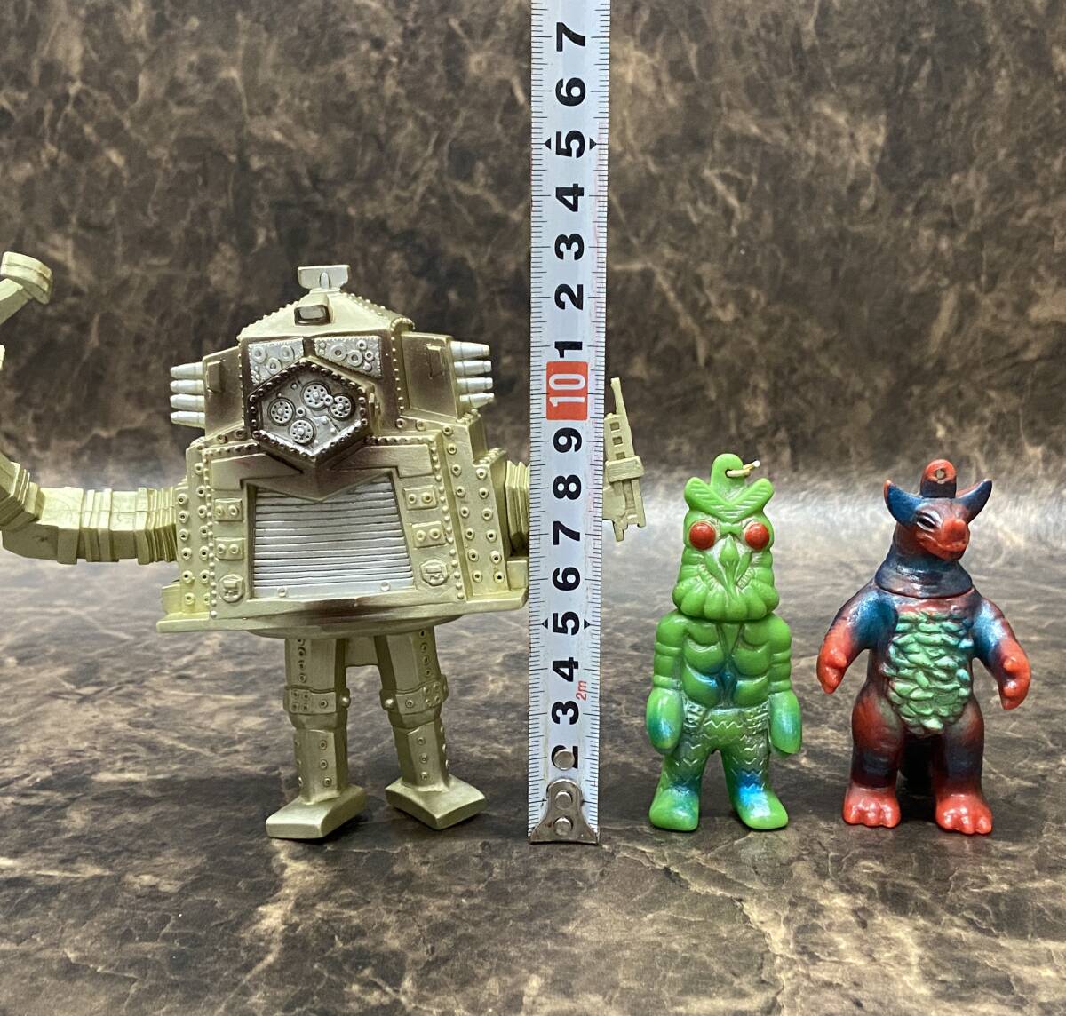 ♯バンダイ 怪獣ソフビ「シュガロン&バルタン星人2代目&ウルトラ怪獣
