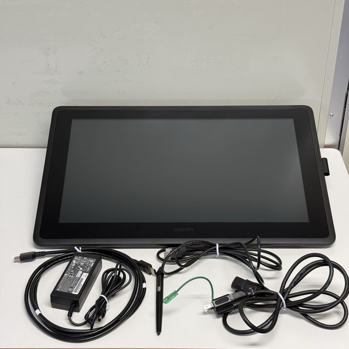 Wacom ワコム Cintiq 16 DTK1660K0-DX 液晶ペンタブレット スタンド 