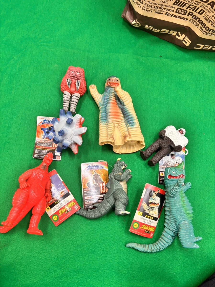 中古】レッドキング1期(マルサン、ブルマァク、ソフビ、首接着タイプ