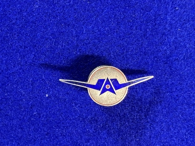 JAL 社章 ピンバッジ 社章バッジ 社員 日本航空 バッチの落札情報詳細