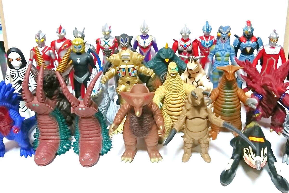 ♯バンダイ 怪獣ソフビ「シュガロン&バルタン星人2代目&ウルトラ怪獣