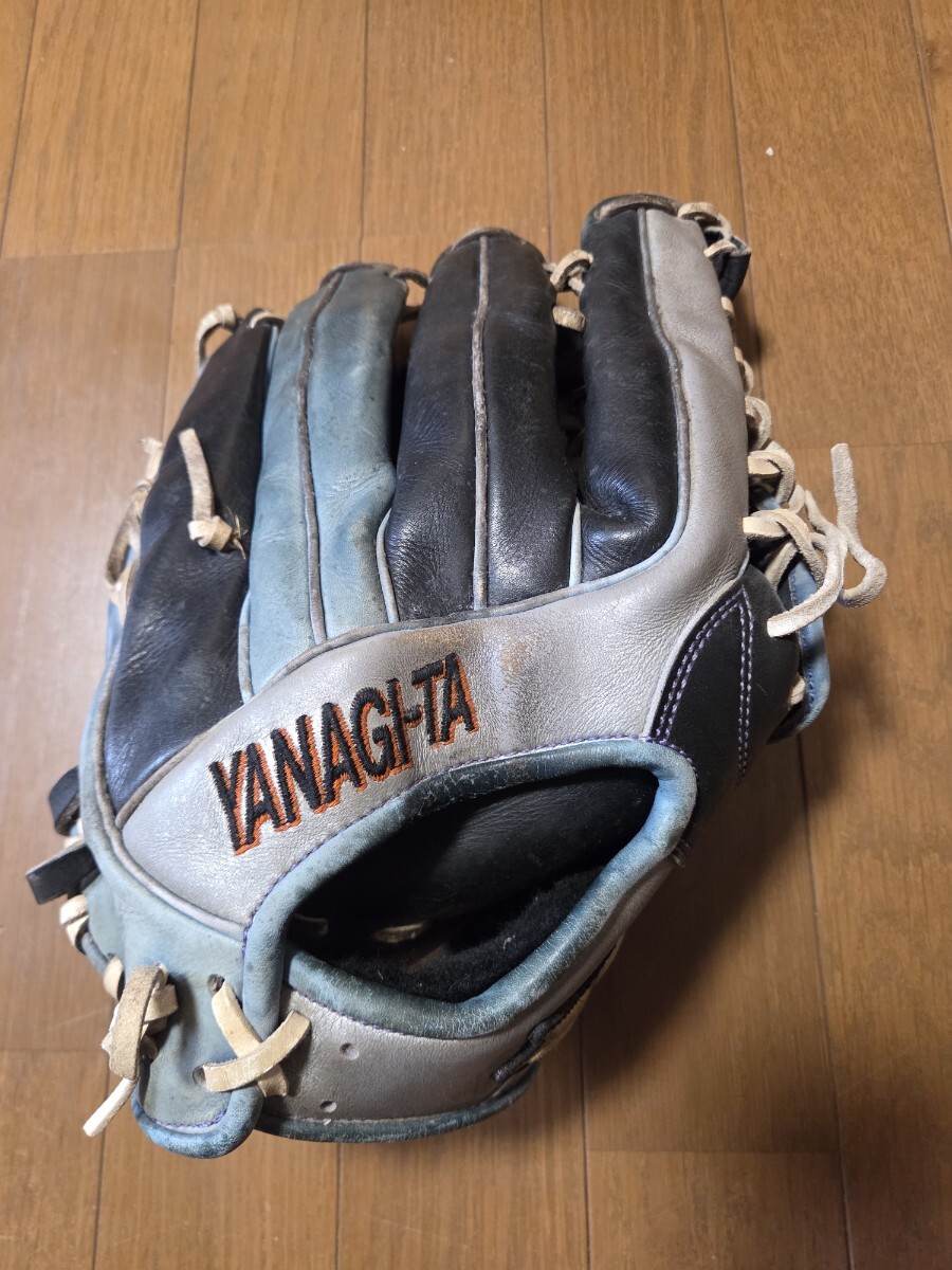 新品】ソフトバンク工藤公康監督 200勝達成記念グローブ/送料無料の