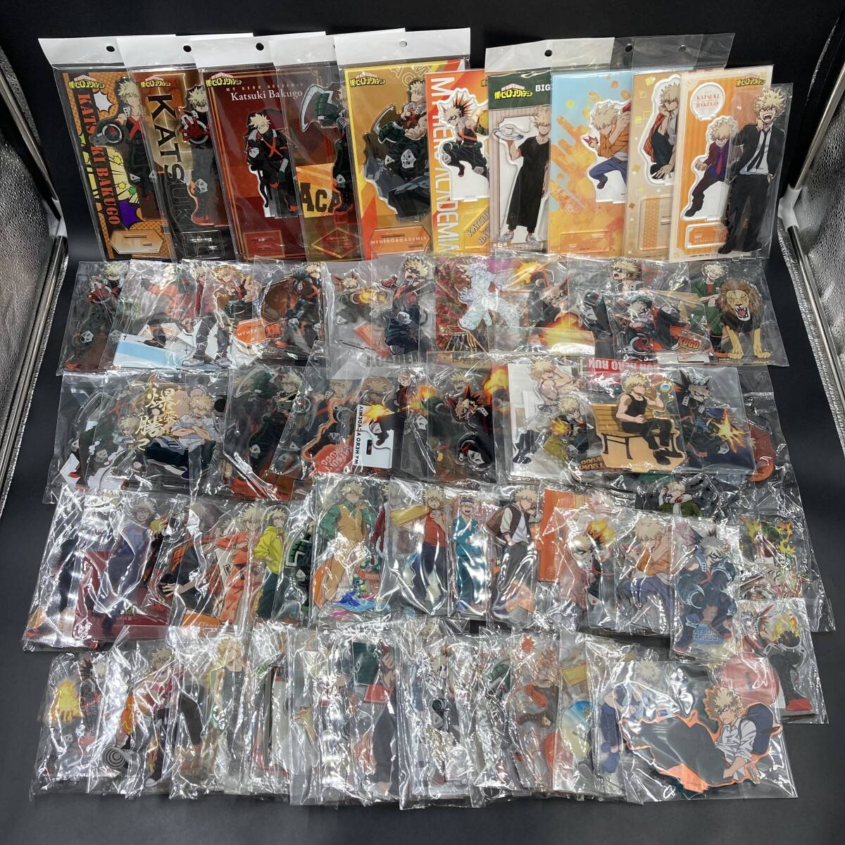 新品】ミッドナイト アクリルキーホルダー 僕のヒーローアカデミア