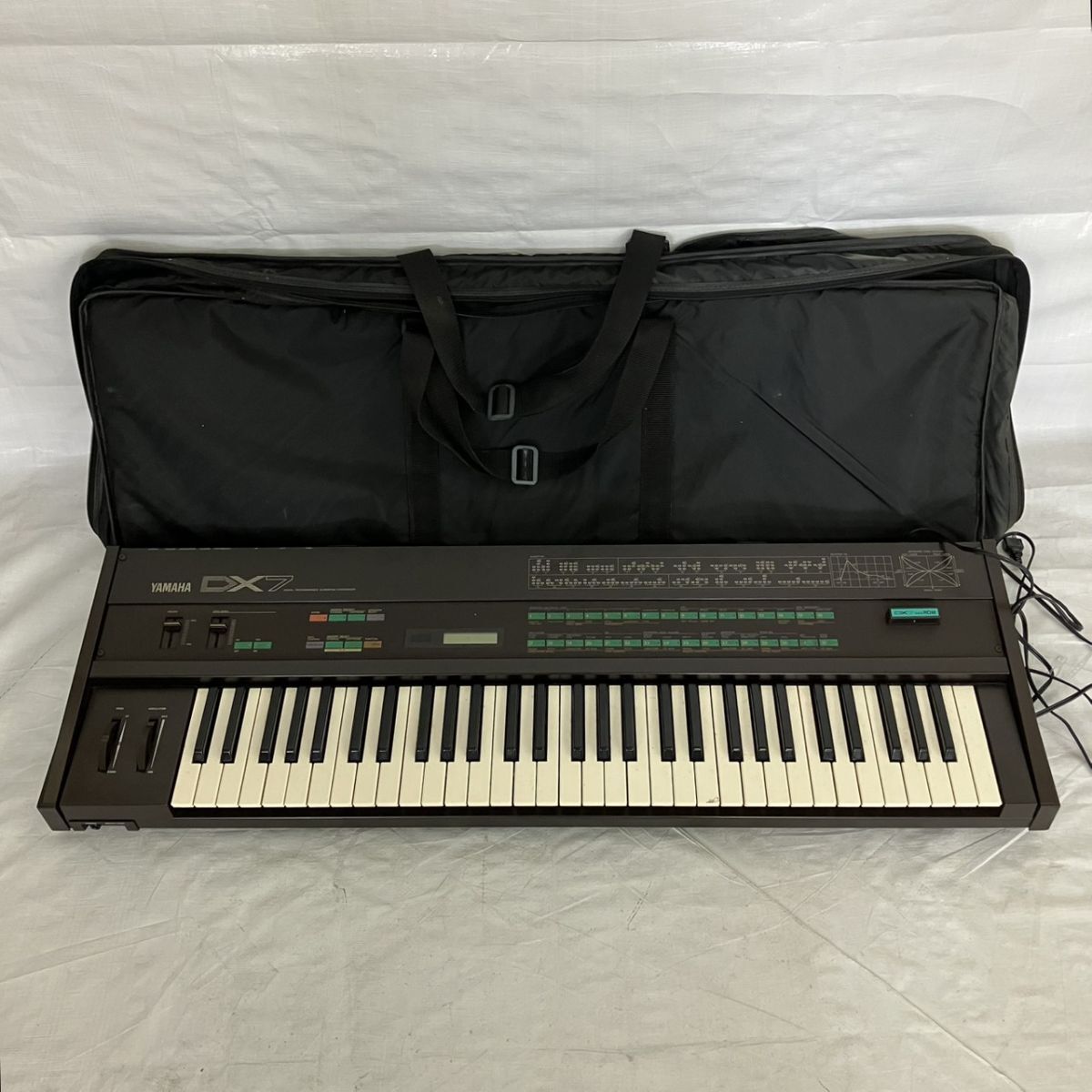 即決 YAMAHA DX7 FM音源シンセ ハードケース・ROM付き 電池交換