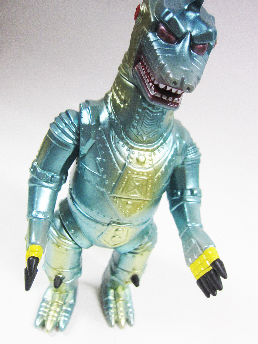 M1号 ガッツ星人 蓄光 BEAMS 限定75個 TOKYO CULTUART by BEAMS(検索用