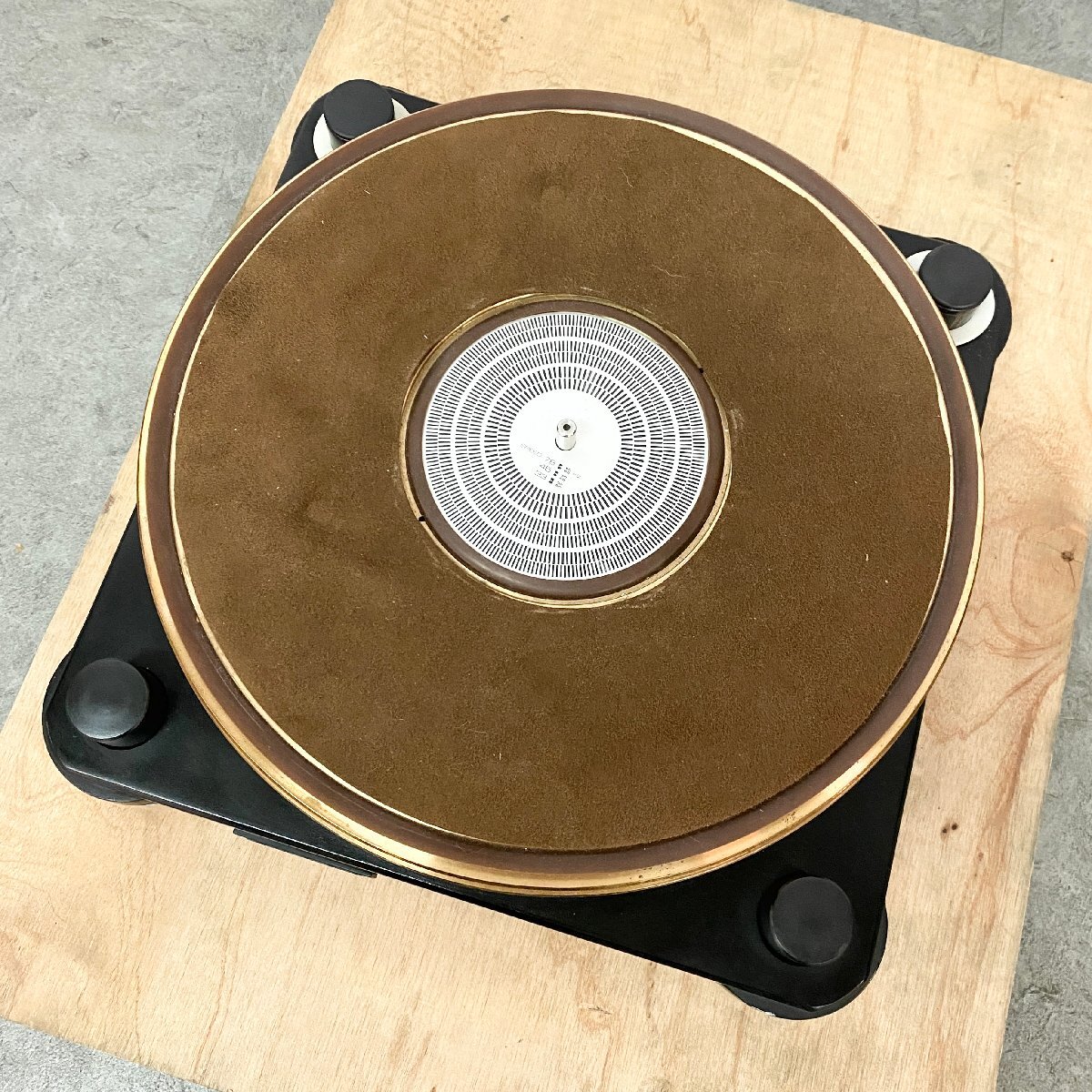 中古】◇日動画廊取扱◇稲垣考二◇光のテーブル◇油彩◇S15号◇裸婦