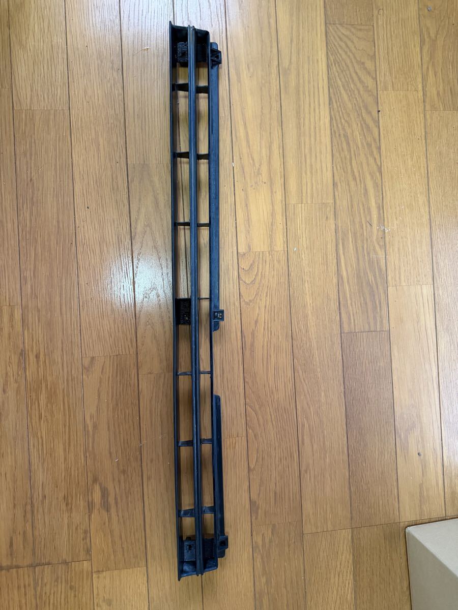 新品】☆絶版・新品☆AE86 レビン トレノ 純正 フロント ガラスモール